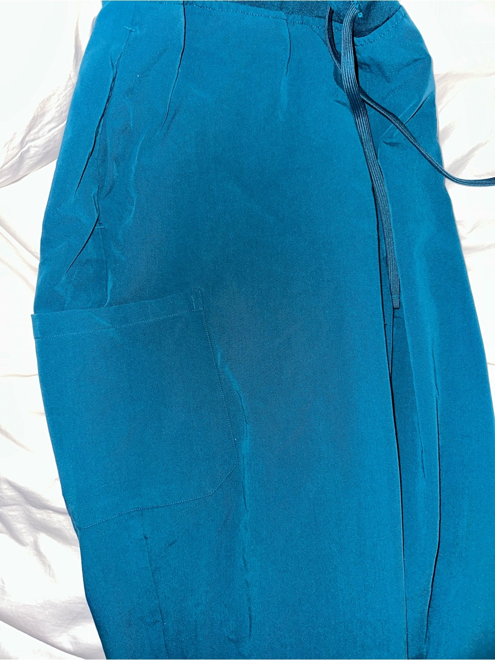 Mandala Teal Women's Scrub Top & Jogger Pants Set - Picture 3 of 6